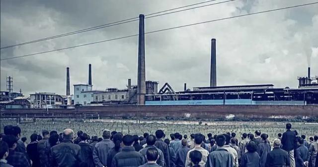 改革开放，可以把国有企业，改成私人企业。改革开放，也可以把集体企业，改成个人拥有