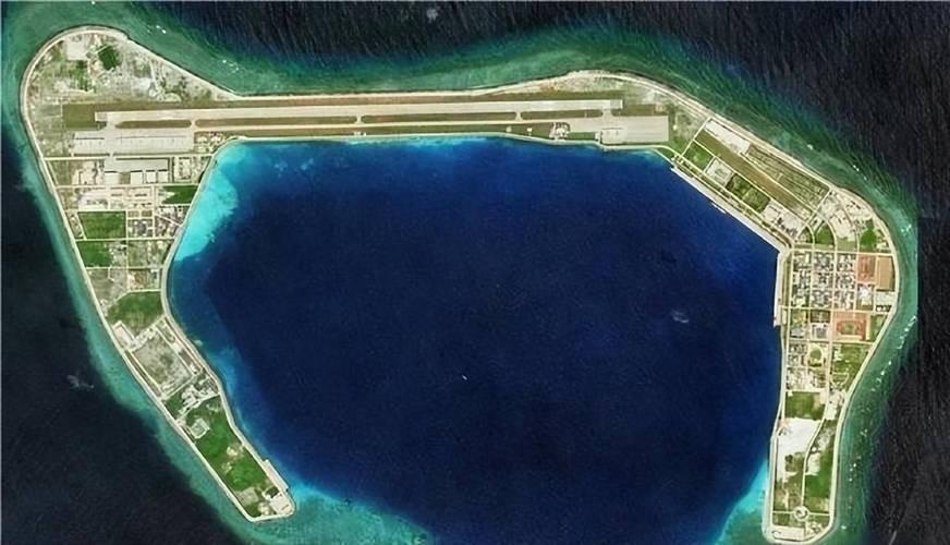 外长白谈了？仁爱礁冲突3天后，菲律宾再次闯入黄岩岛？这场连续动作远不止海上摩擦那