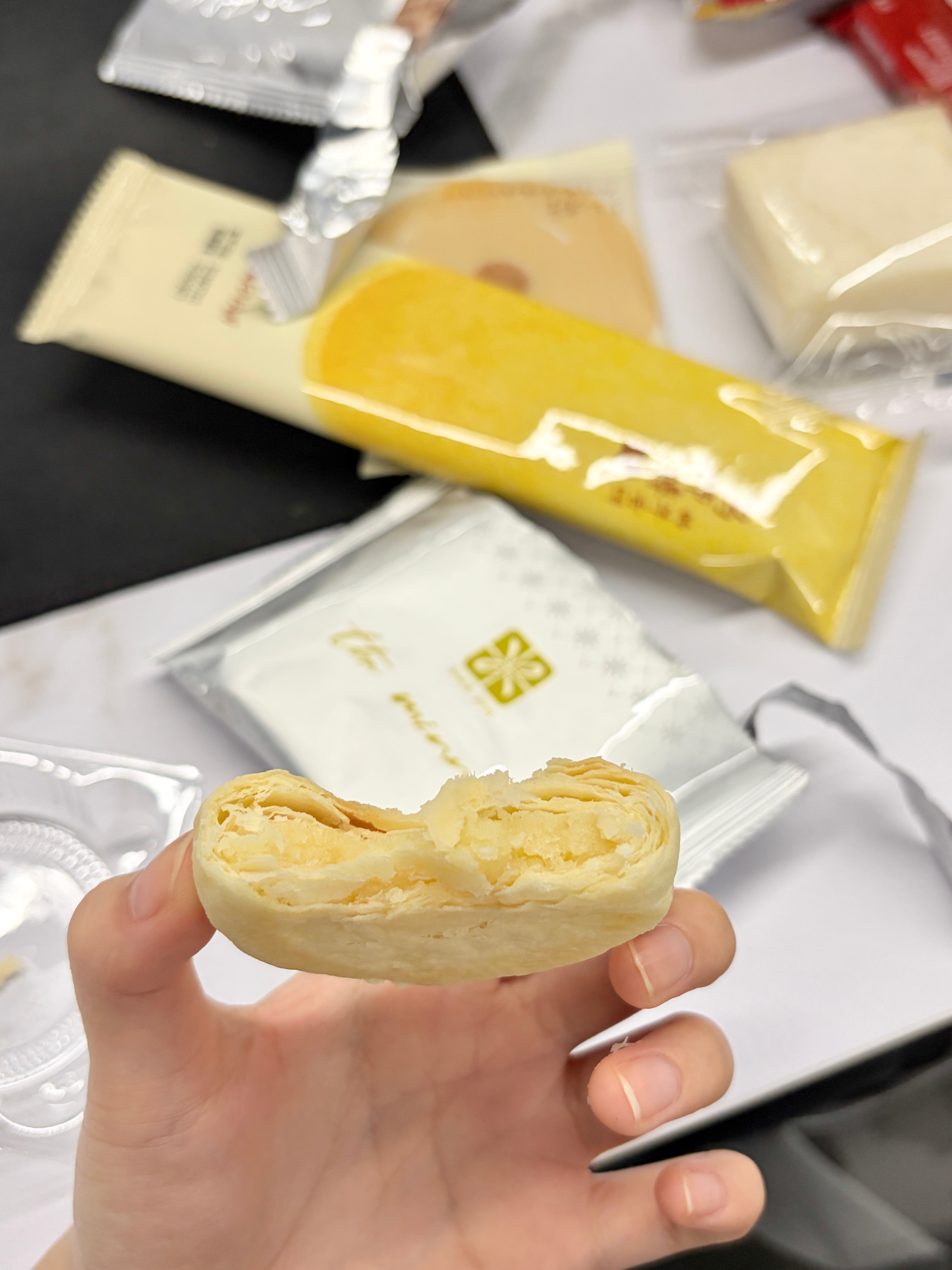 薅公司的下午茶 