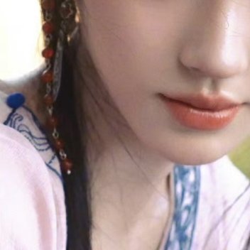 每日一善 🌸每日一善 谁的人生不是荆棘前行，你跌倒的时候，懊恼的时候，品尝眼泪