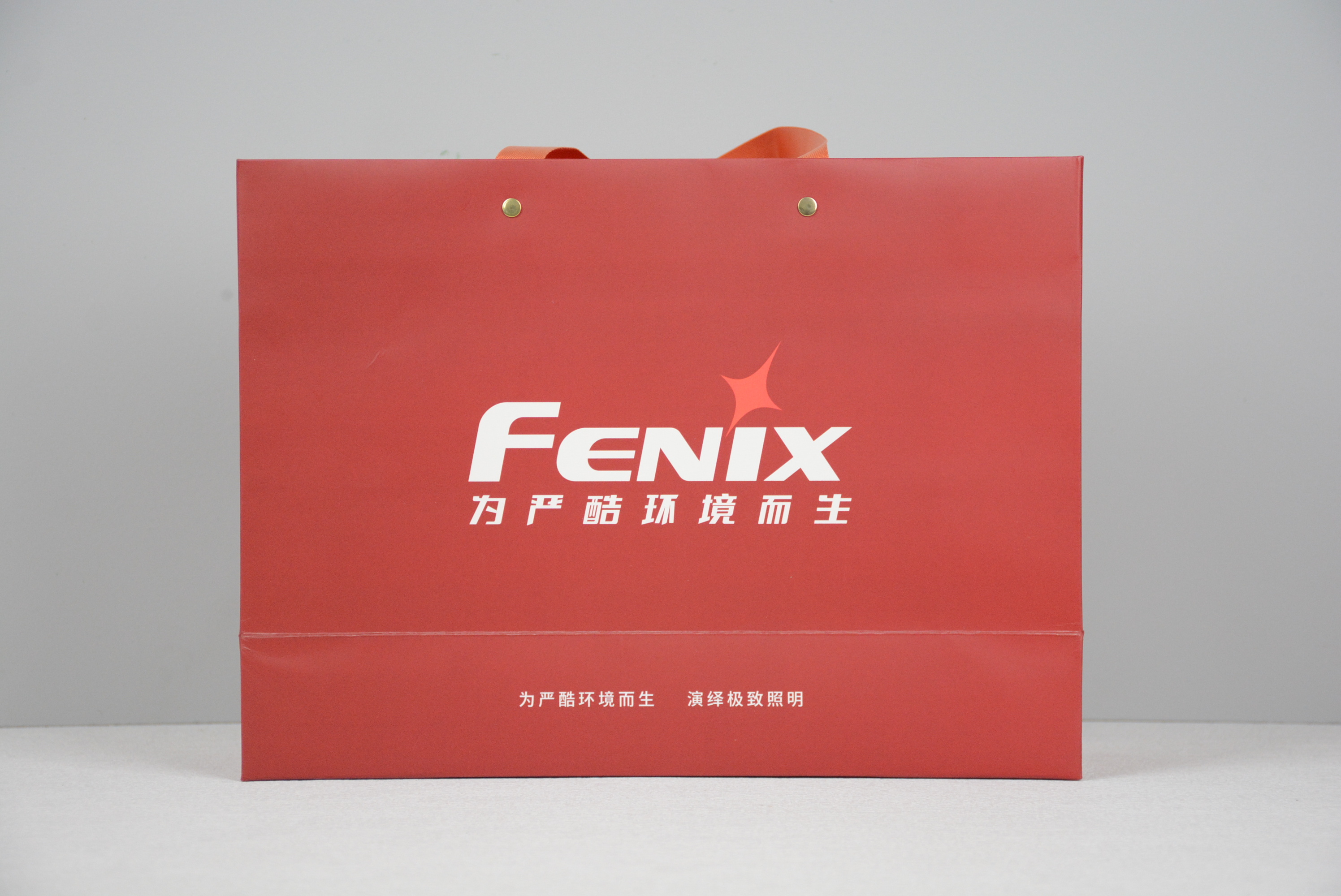 注意看，这可是FENIX！超开心，这可是FENIX菲尼克斯的中秋礼！​手写ID真