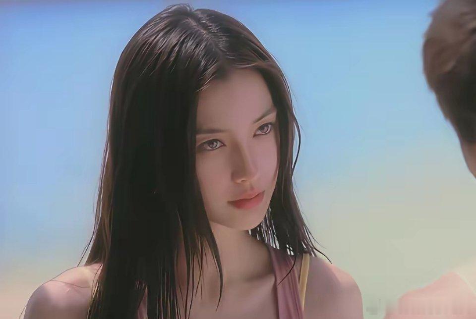 别的不说，黄晓明看美女的眼光，我是真服喜欢的都是大眼睛，双眼皮，第一眼美女难怪1