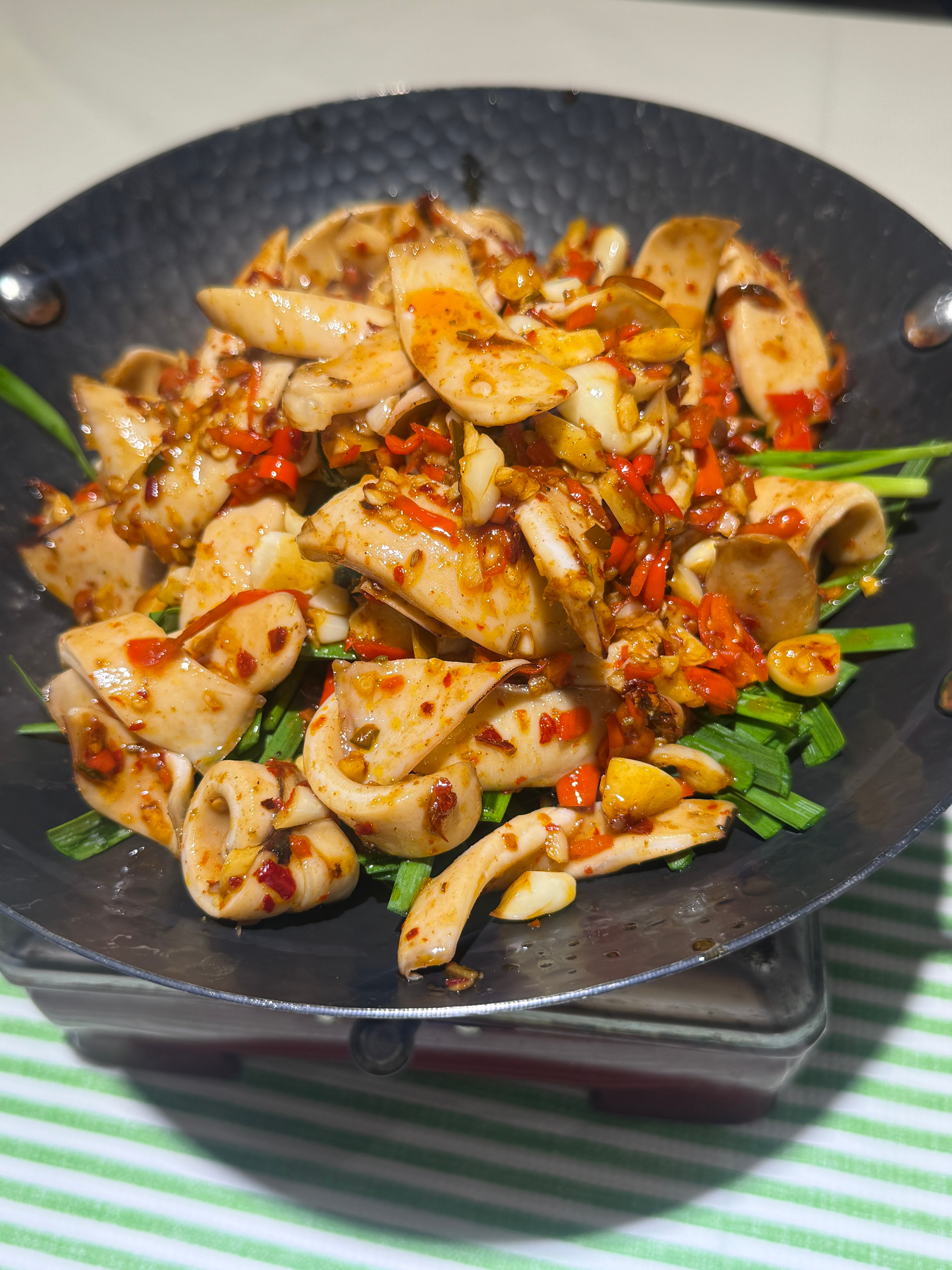 今天小卷长胖了吗 我觉得粉丝是我的家人，所以我应该跟家人如实报备 北京·居民楼菜