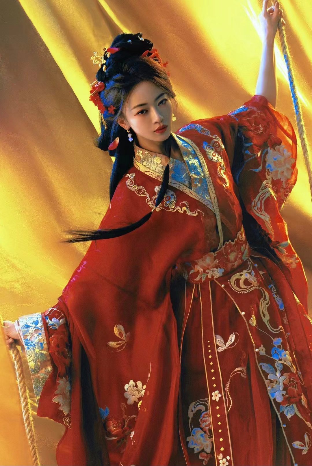 江山为聘招商放吴谨言单人实绩吴谨言再演天花板级大女主！从罪臣孤女逆袭当朝首位女状