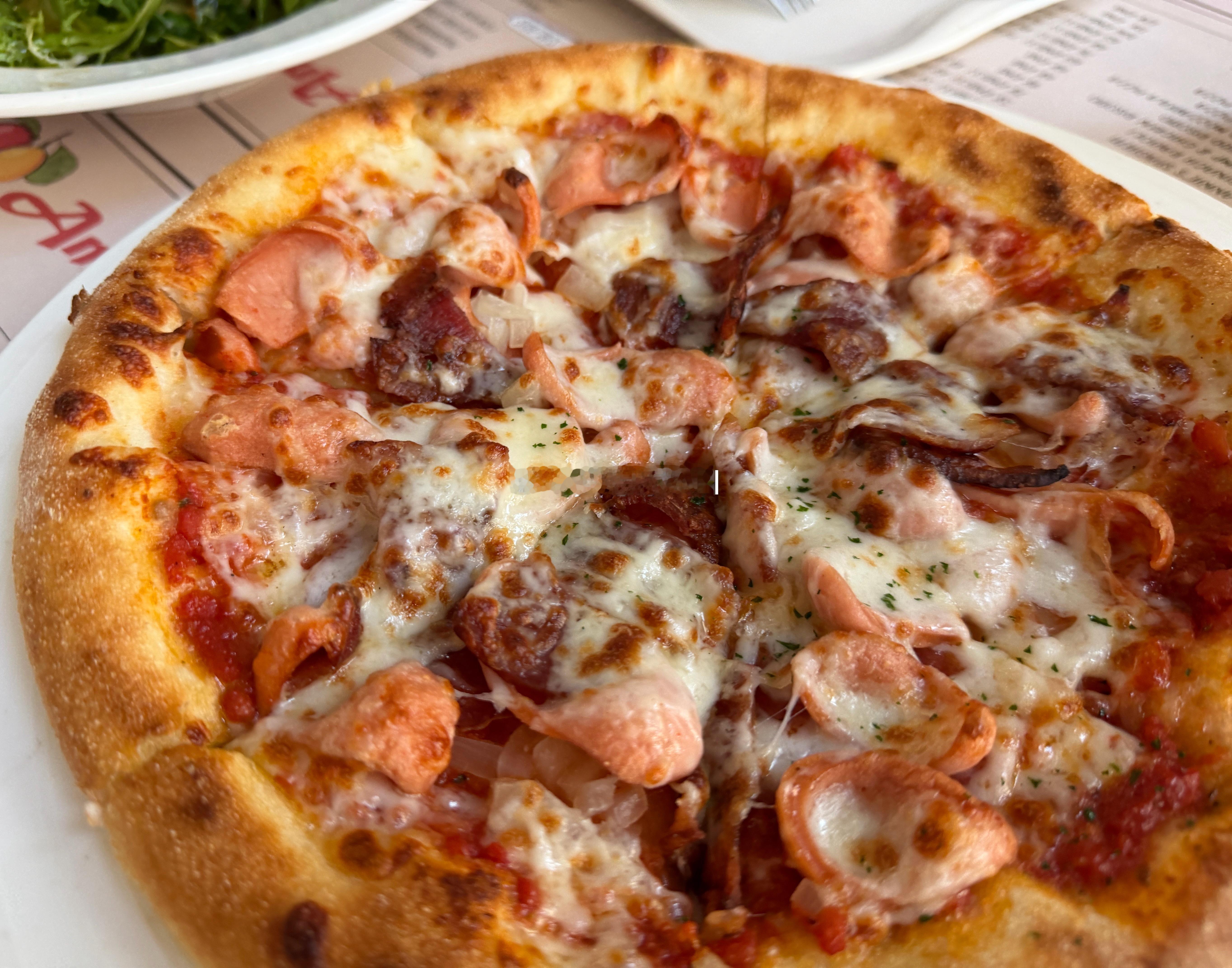 我爱安妮，安妮爱我 