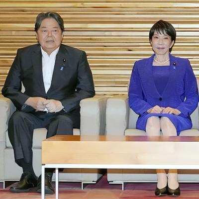 高市早苗进行内阁改组，直接将“知华派”林芳赶出。至此，日本内阁里就真没有一位能与