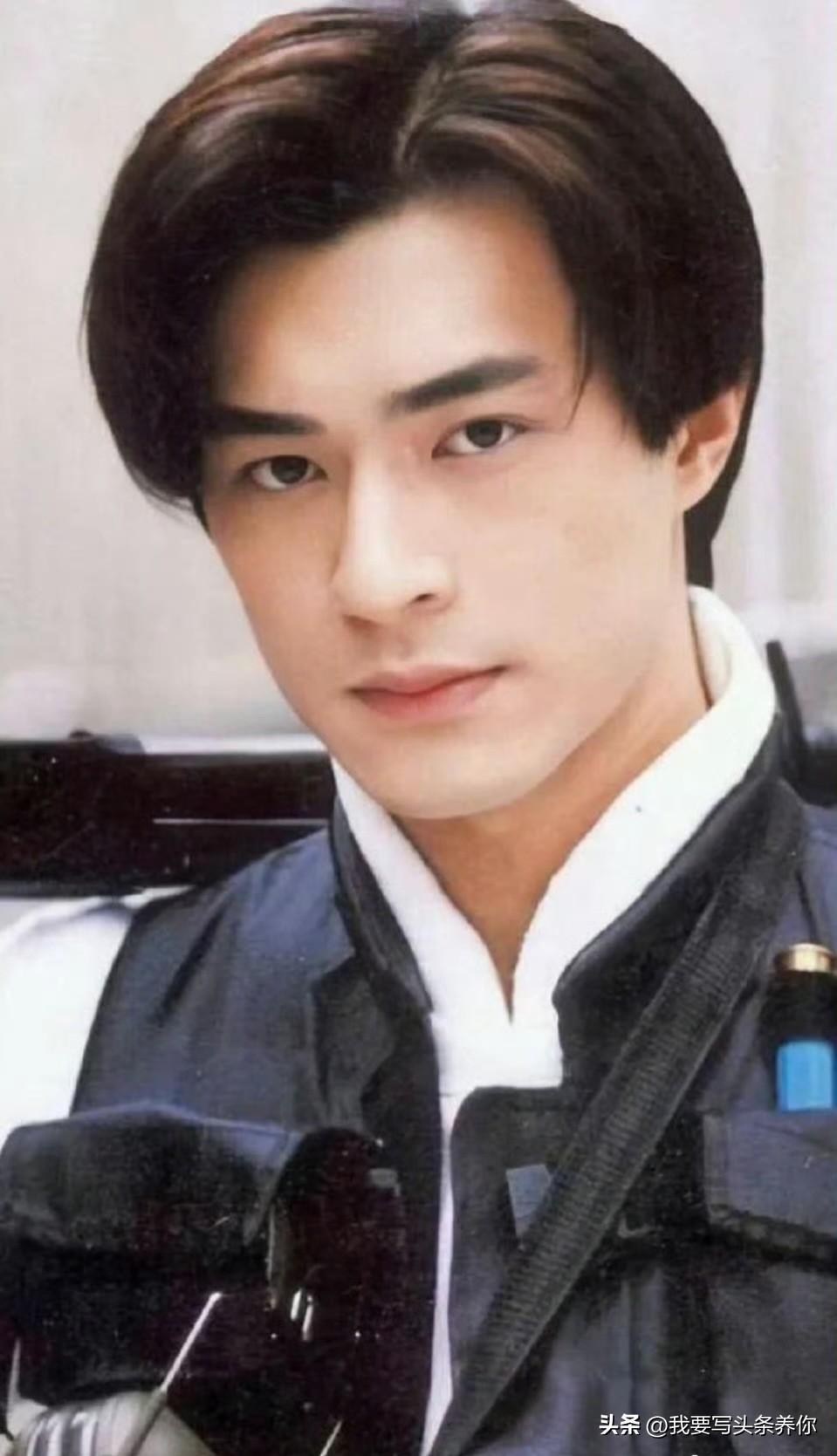 古天乐结不结婚不重要了，
关键是他好像根本不需要婚姻。

五十四岁的人了，还被拍