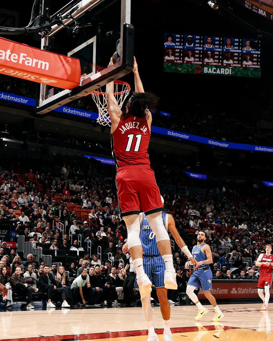 周四赛事推荐nba  热火VS 公牛• 📊 盘口现状： 大小分高达 240.5