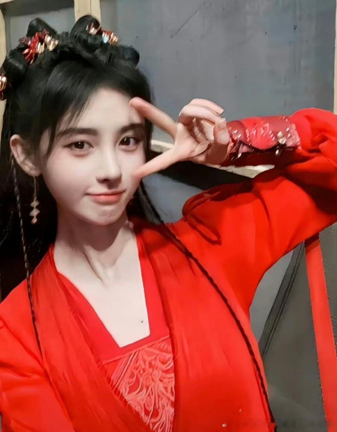 鞠婧祎    jjy鞠婧祎阿黛 jjy鞠婧祎来战   jjy鞠婧祎万花世界