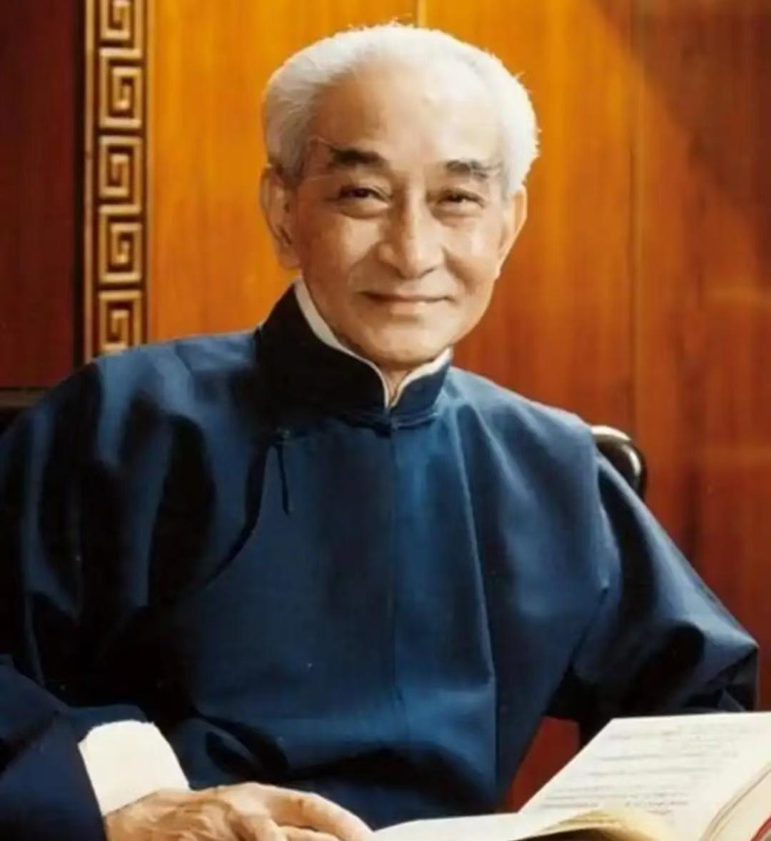 一位百岁智者说：
人的一生，
要牢记4种人

第一种：想着可亲可近的人。


你