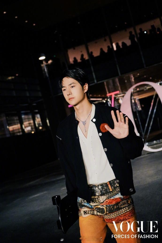 #王一博##王星越# vogue走秀瞬间更新！ ​​​