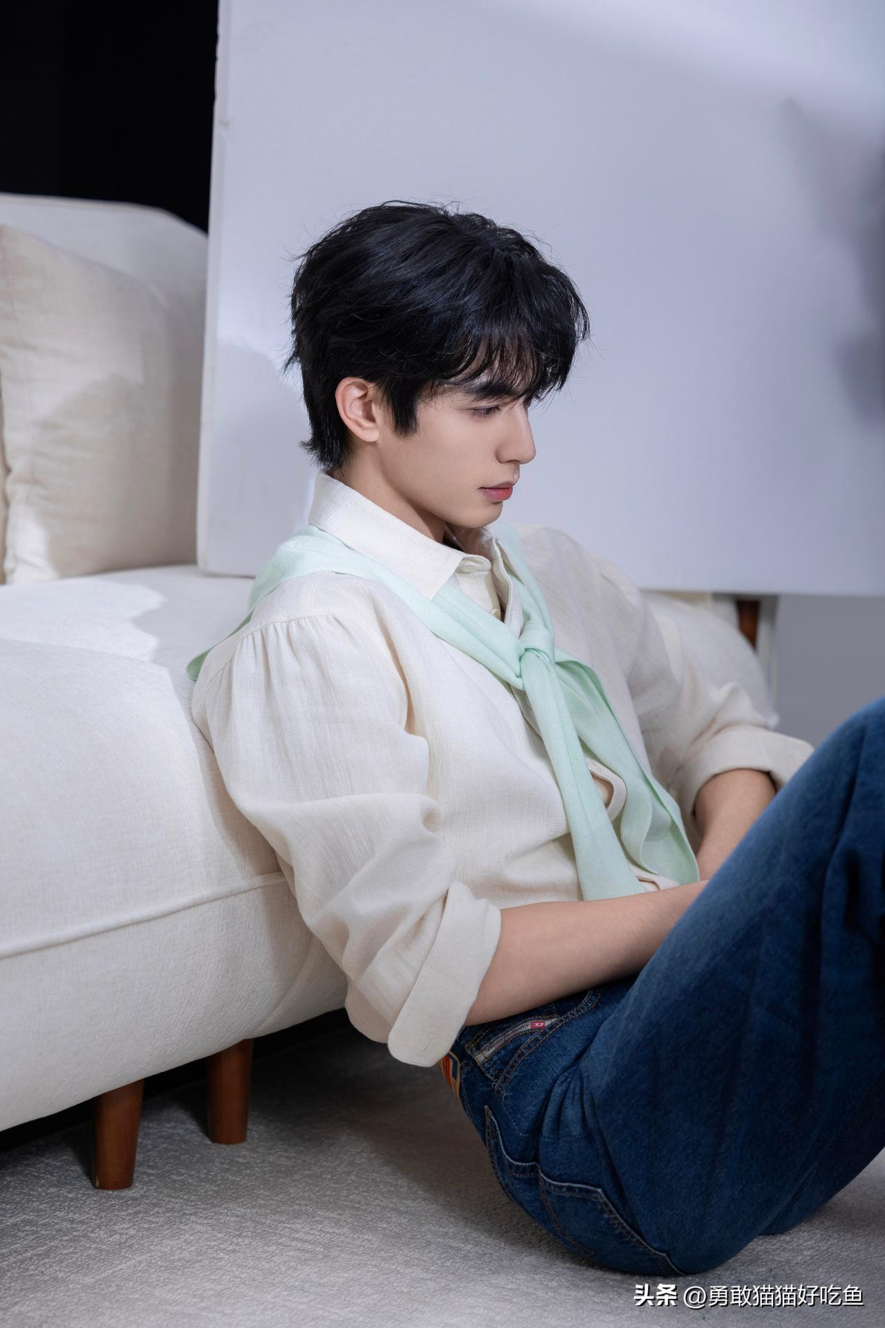 宋威龙分享图片