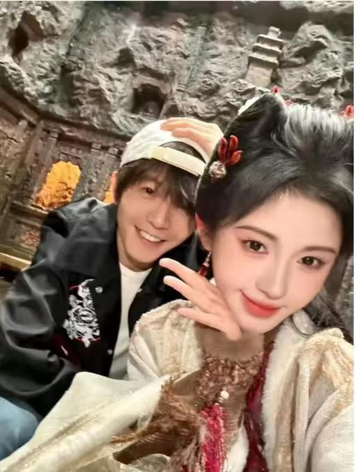 鞠婧祎被举报偷税漏税，最心焦的3个人！
鞠婧祎被丝芭传媒举报偷税漏税，除了鞠婧祎