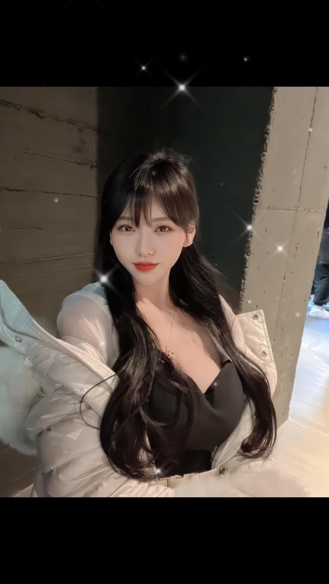 创作灵感辣妹穿搭 健身女孩气质女神