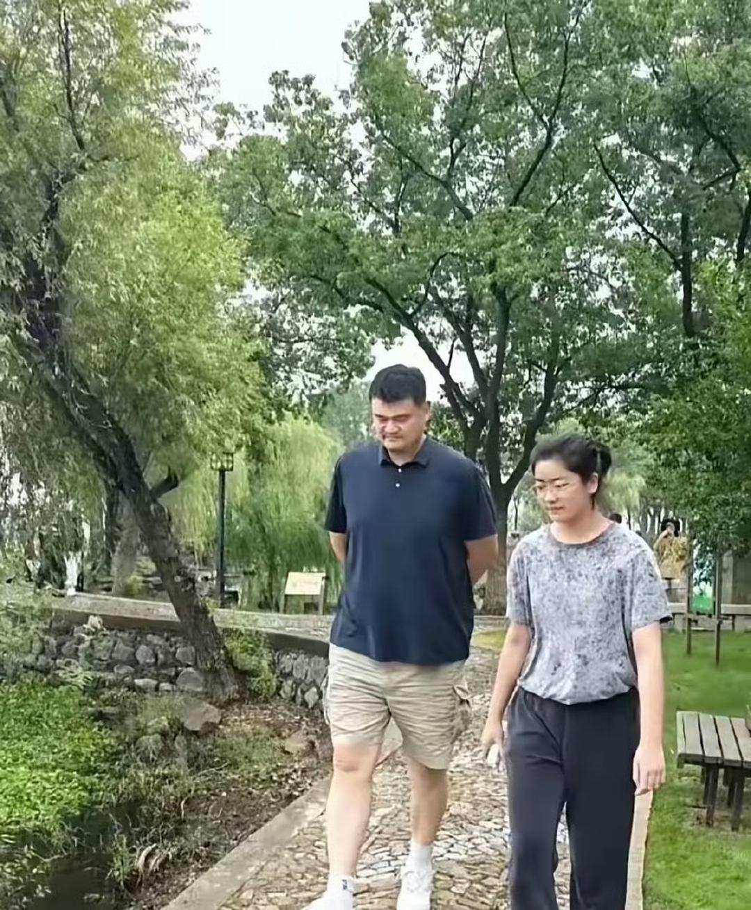 姚明与女儿