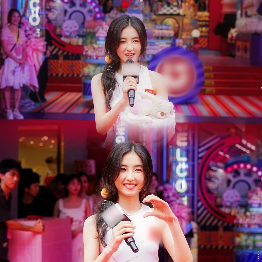 张子枫说广东凉茶可以代替冰美式张子枫这姐感妹感切换也太丝滑了吧！说广东凉茶能代替