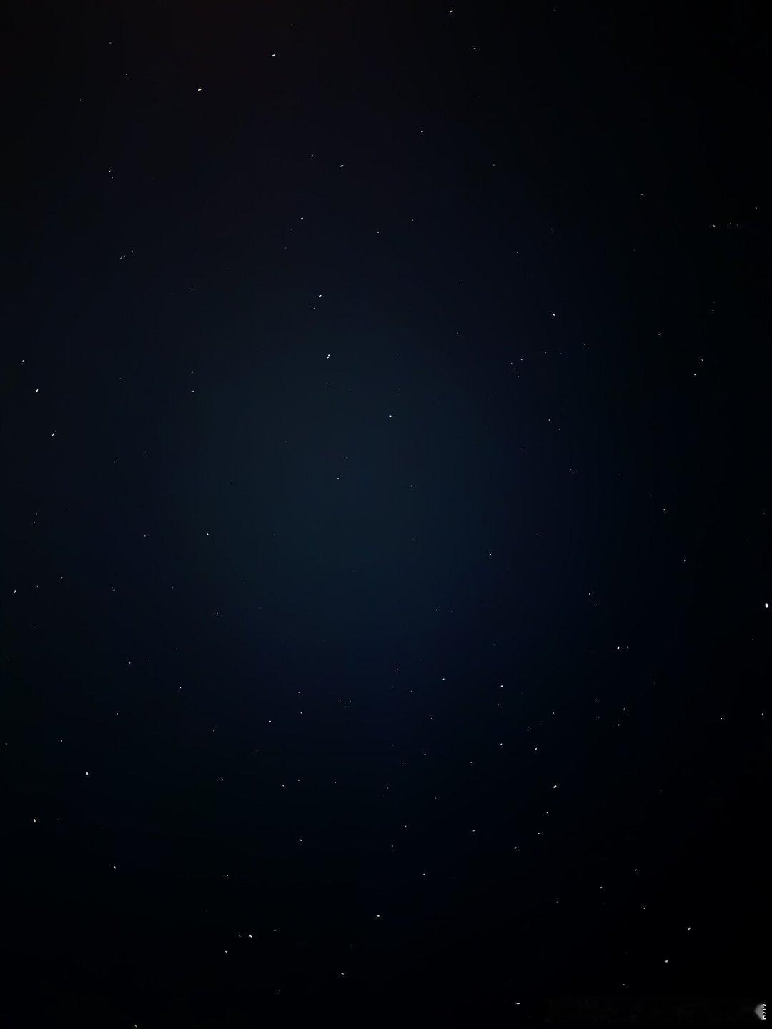 丁程鑫分享下雨之前拍的星空丁程鑫下雨之前拍的星空照 丁程鑫分享下雨之前拍的星空 