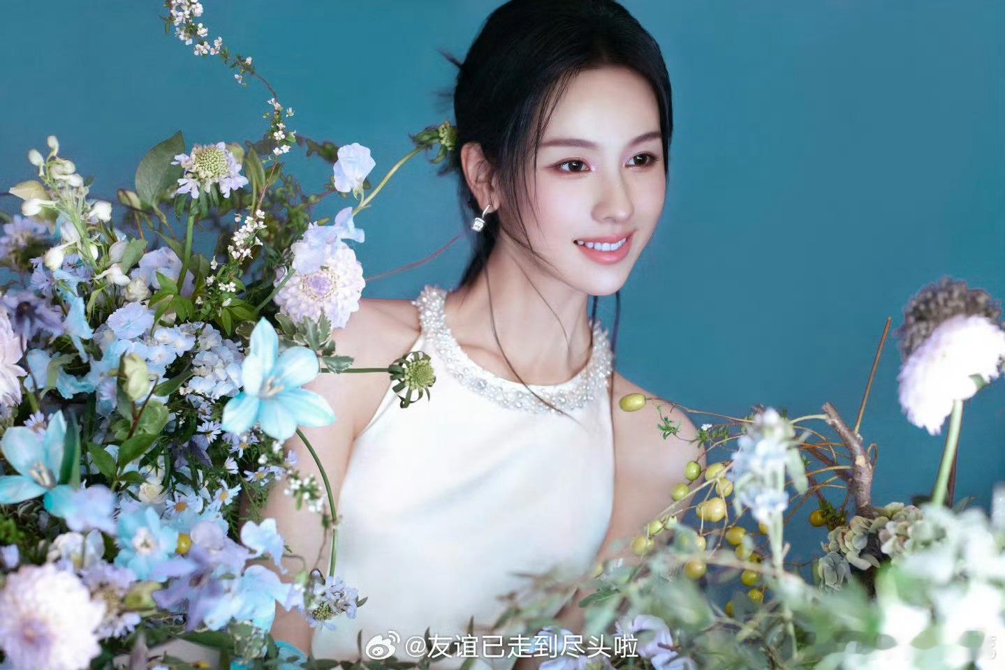 陈都灵、杨紫今日大片谁赢了 