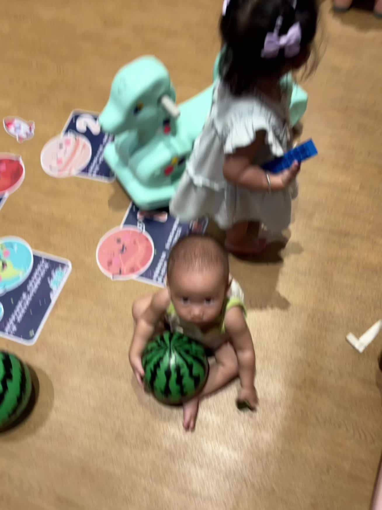 女明星男明星出街