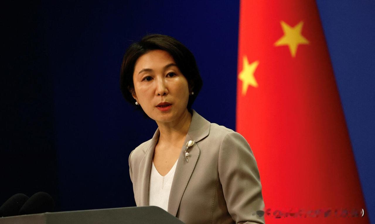美媒盯错方向？
美媒发现中国导弹路径不对劲，解放军提醒华盛顿，重点不在这里
中国
