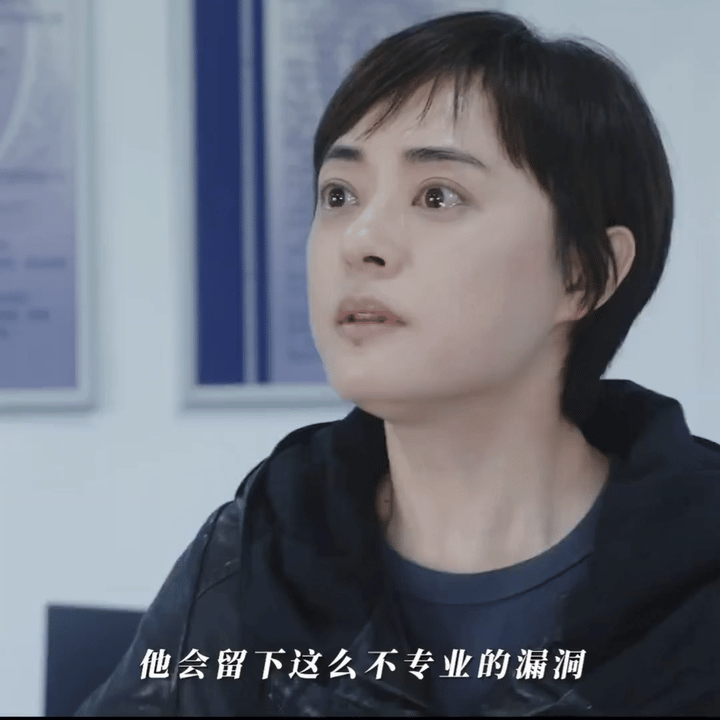 男主一被栽赃女主精神工伤 《乌云之上》里面韩青压力可真大啊！唯一信任的搭档钟伟失