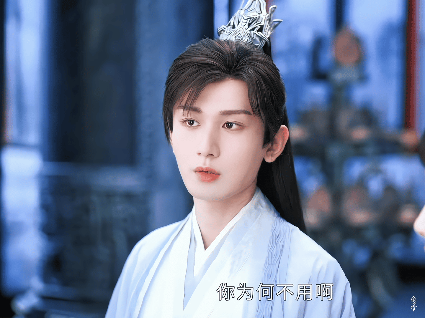沉香如屑开播四周年成毅的细节演技太惊艳，应渊克制垂眼、唐周灵动抬眸、玄夜冷冽挑眉