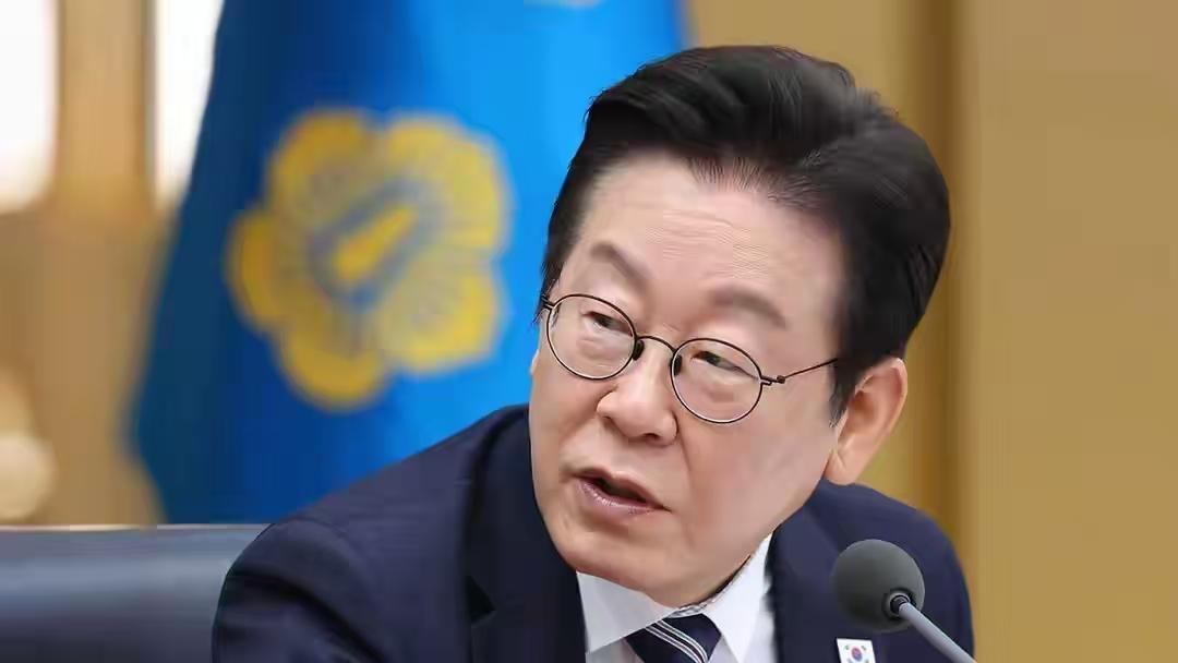 当地时间9月21日上午，根据韩联社的报道，韩朝军事分界线附近韩国一侧发生地雷爆炸