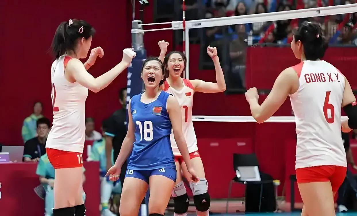 北京时间6月7日7点30分，2025世界女排联赛北京站继续进行。备受关注的中国女