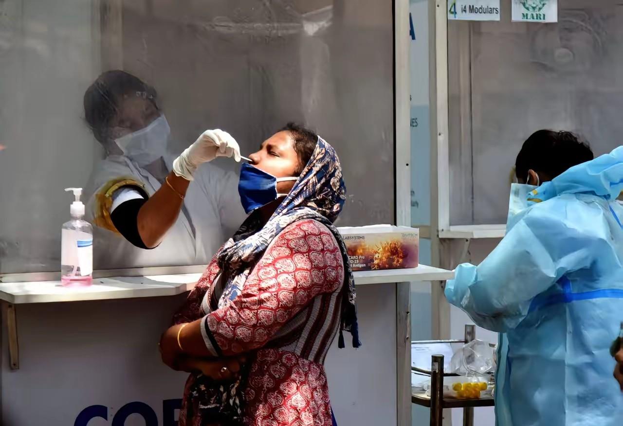 西孟加拉邦确诊5人，

医护接连倒下，

病毒到底怎么传的？

1月23号，印度