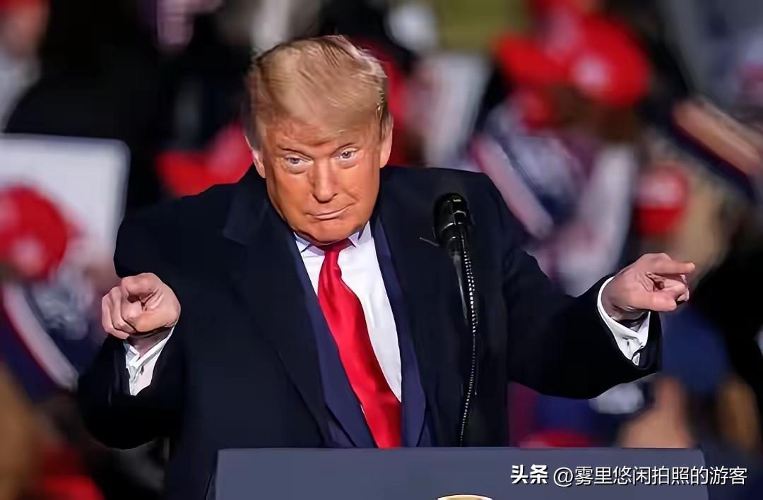 《纽约时报》日前发表题为《特朗普是否会将美国变成一个流氓国家？》的文章称，美国和