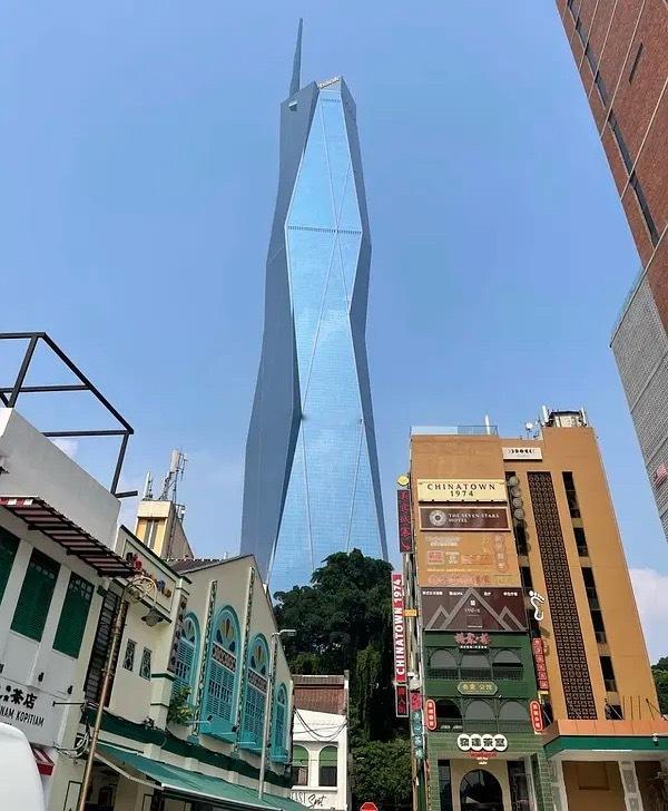 王鹤棣潮牌冲出🇨🇳走向世界落地吉隆坡！世界爆生🐒又带国潮牌文化出海🔥 ​