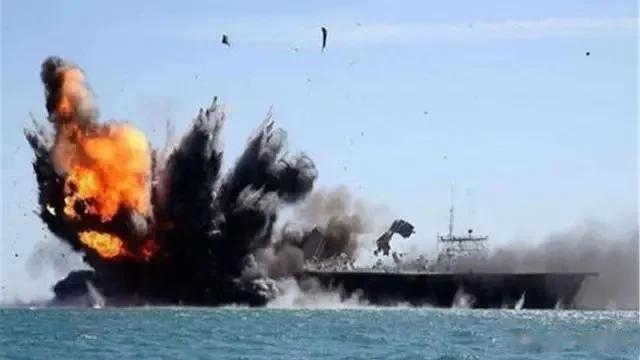 30吨战机突然“发疯”，狠狠砸向航母，14名专家丧命42人受伤

正值“好人理查