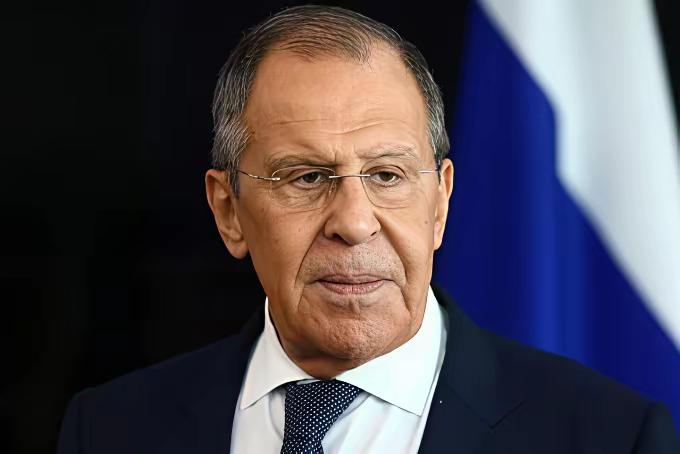 12月29日，日本共同社报道:“日本官员透露，解放军周一启动围台演习前没有向美日