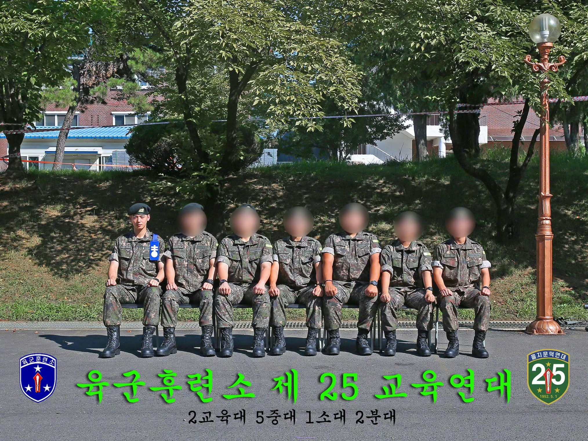 车银优入伍近照【车银优】感觉是拍毕业照也能出神图的类型 ​​​