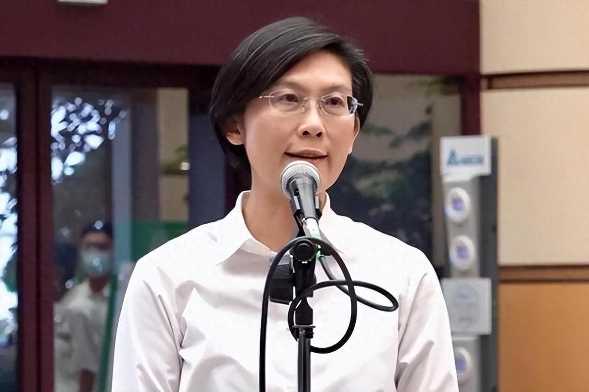 解放军72小时高强度行动后，民进党内部出现内讧，有人把矛头对准了赖清德。
 
在