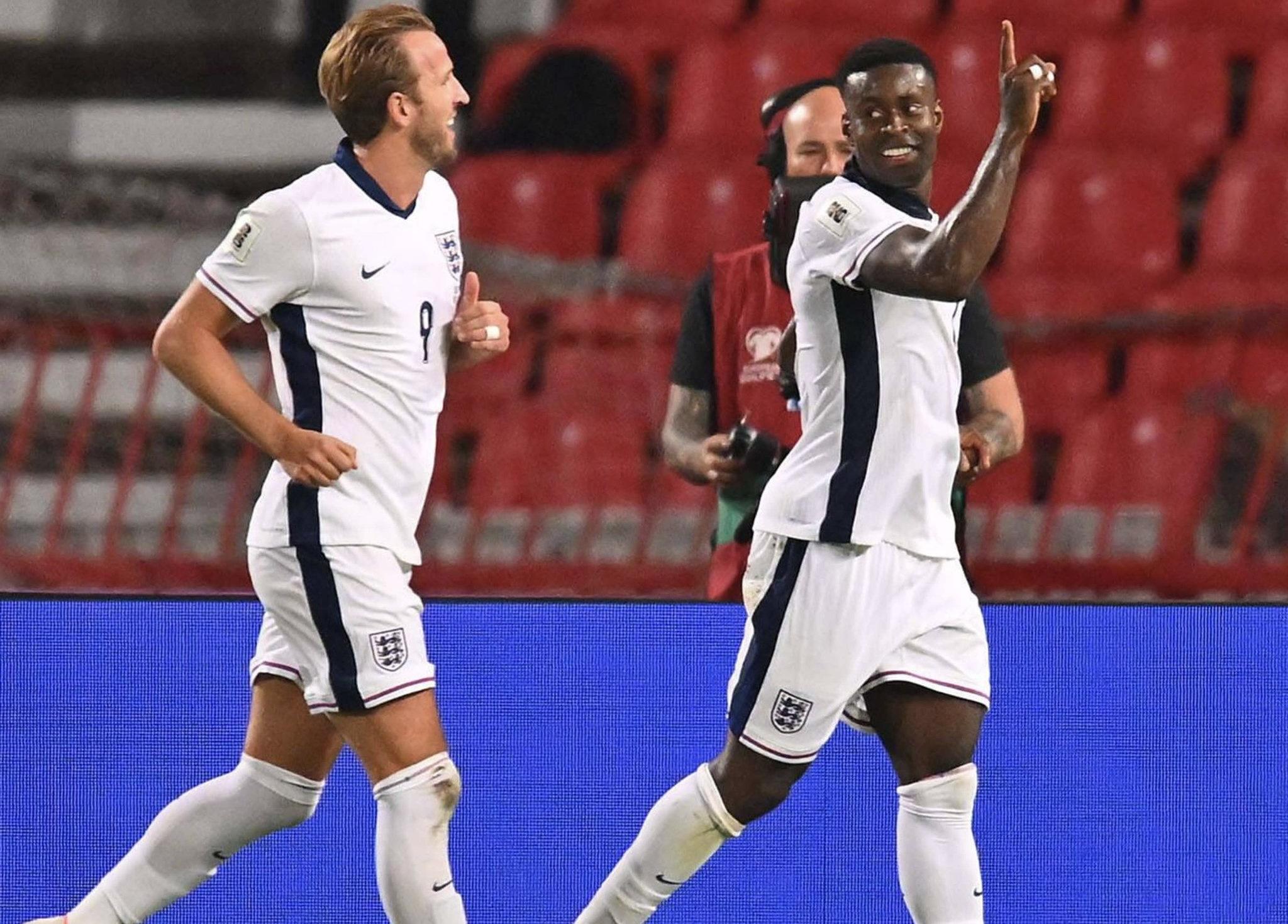 记者：凯恩正劝说格伊加盟拜仁，他此前成功劝说戴尔加盟