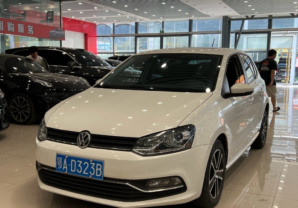 2018年 破大众polo1.6L搭配 6at 5万公里小姐姐最爱，啥啥都有天窗