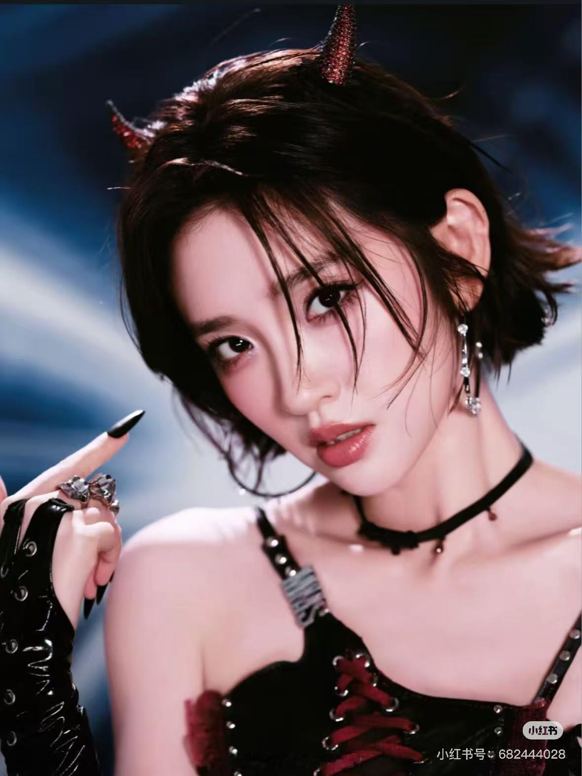 唐艺昕情商就喜欢大大方方的唐艺昕啊，都说爱笑的女孩最美，唐艺昕一直以来都是甜甜的