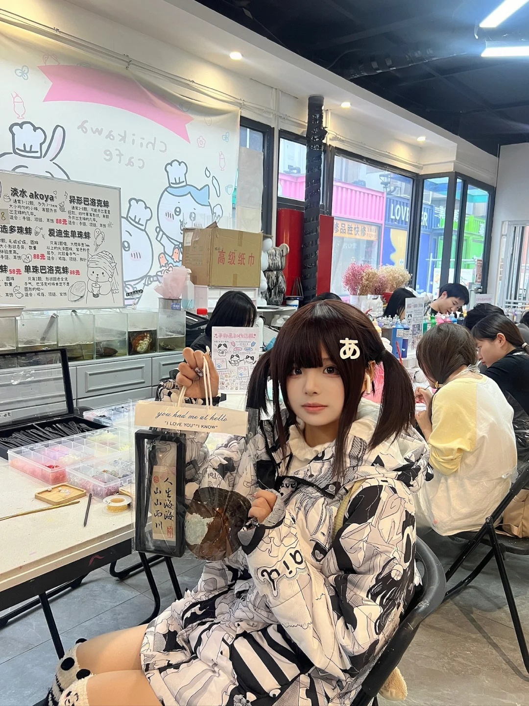 郑州的大学生周末是不是都来这家店做手工了