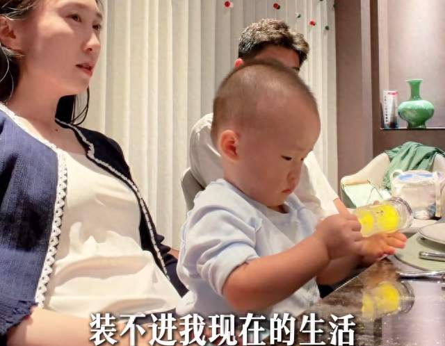 水均益女儿水亦诗发视频，决定不找工作了，继续在家里干自媒体