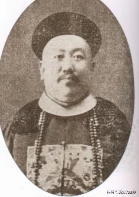 1911年辛亥最温柔一幕！晚清巡抚被活捉，众人执意处死，名士一句话保住他性命
 