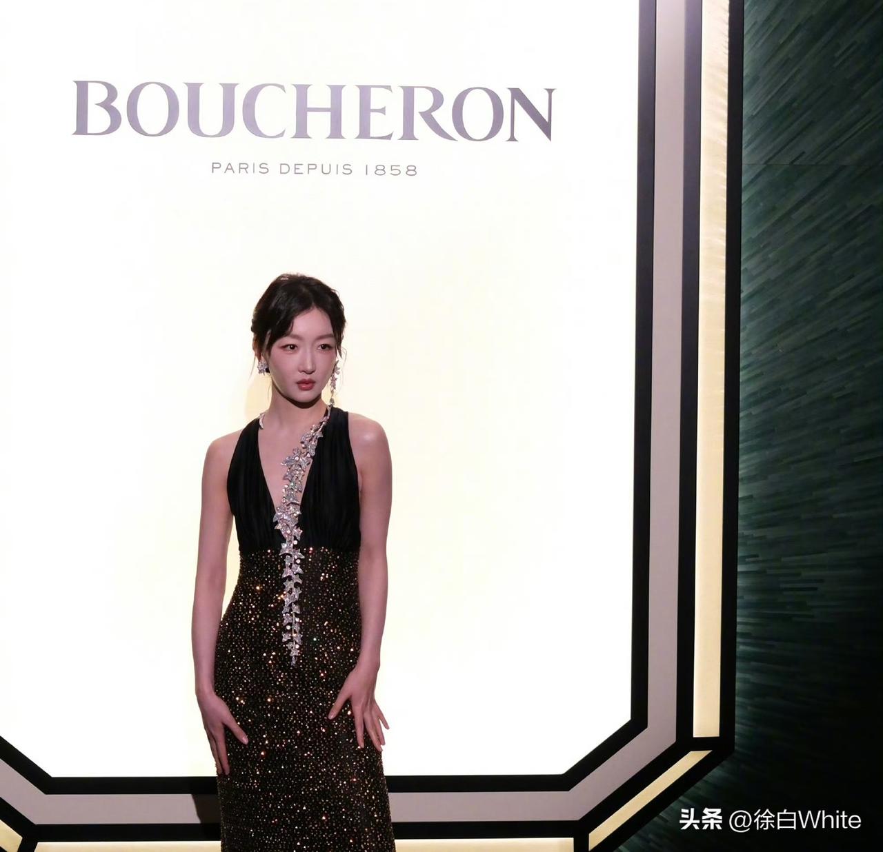 3月19日，周冬雨领证传闻后首现身，接受采访时，所有媒体都围上来了！
知道的是品