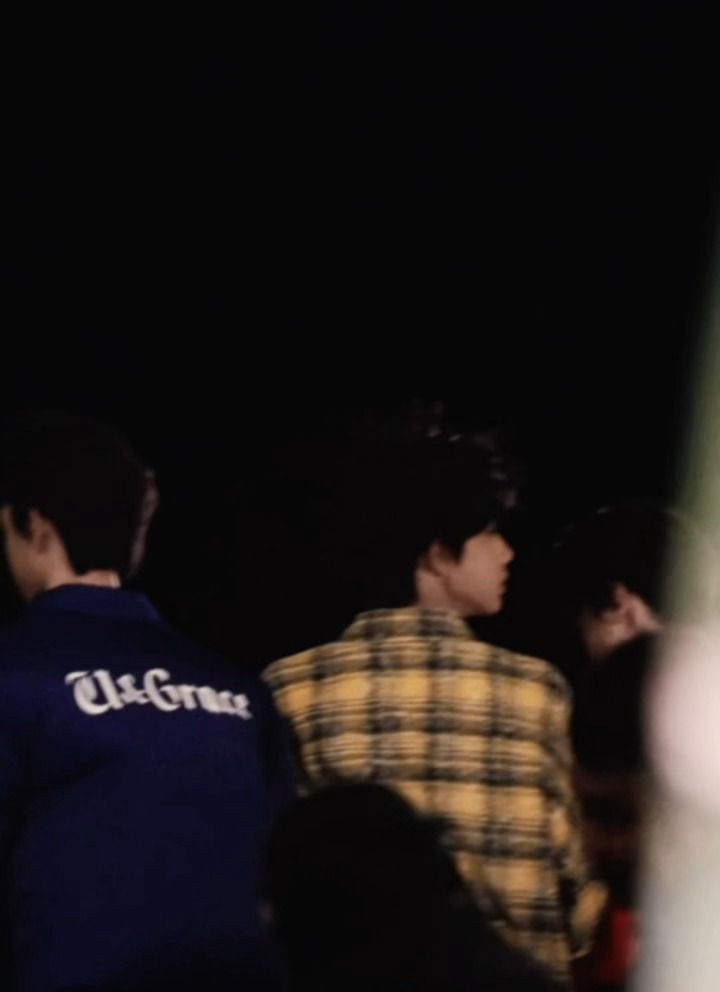 恨海情天东亚人骨子里的宿命，也是我和你之间那段无法挣脱的过往。你说爱我，我却要反