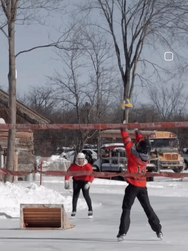 排球不落地 滑冰排球｜妈妈再也不用担心我扣球高度太低了（via：robworli