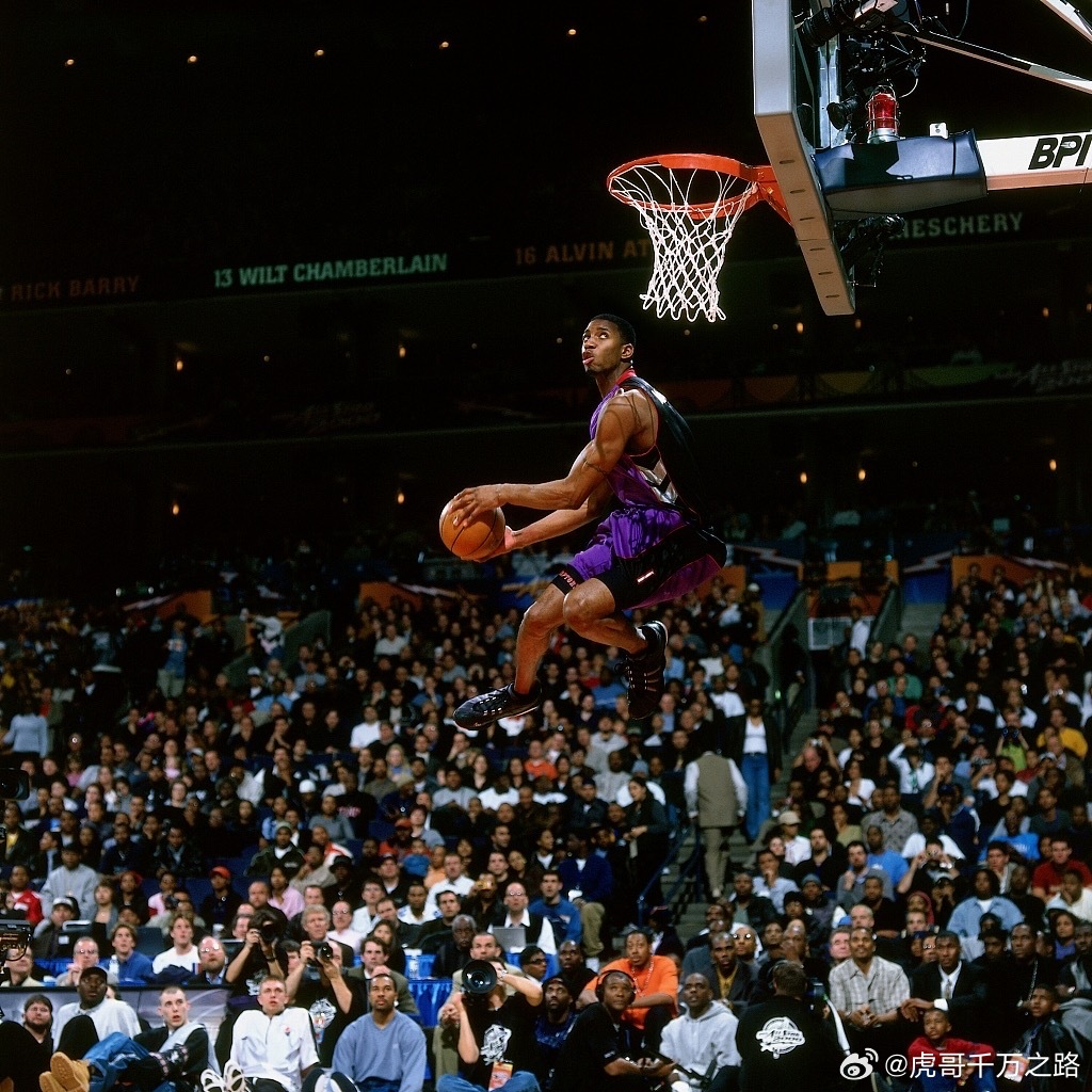 麦迪NBA退役历史上的今天名人堂青春谁的青春？13年前的今天：麦迪正式宣布从NB