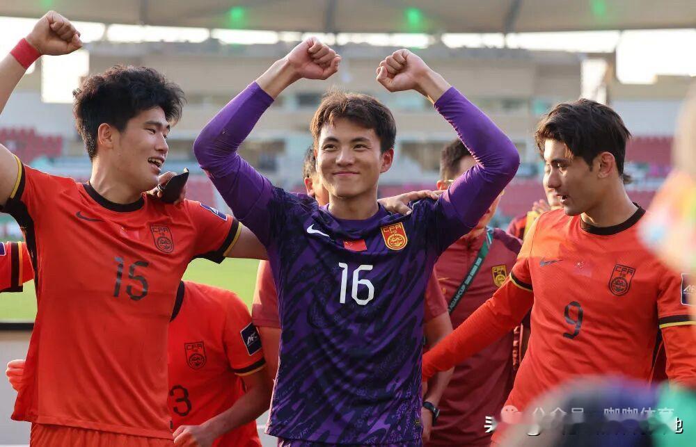 李昊说国足零失球归功于团队李昊谈点球大战的小纸条是的，还是谦逊一点好，明天就比赛