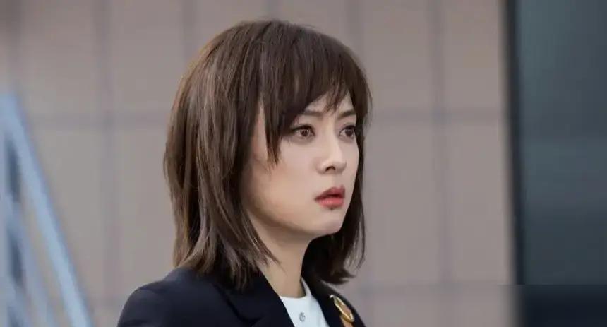 奥斯卡不要票房要实验，白玉兰盯上杨紫的晒斑！
她海拔4800米泡188天，瘦1