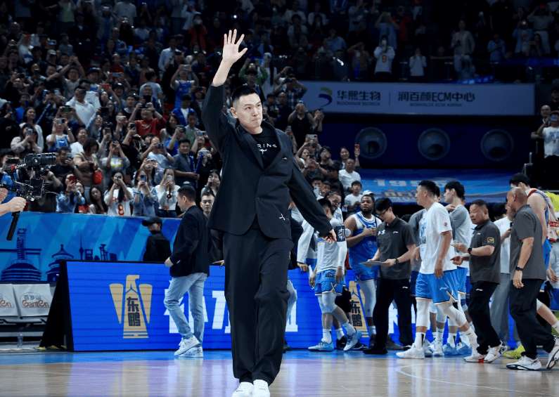 北京男篮发文：用一场胜利告别“球员朱彦西”，迎接季后赛