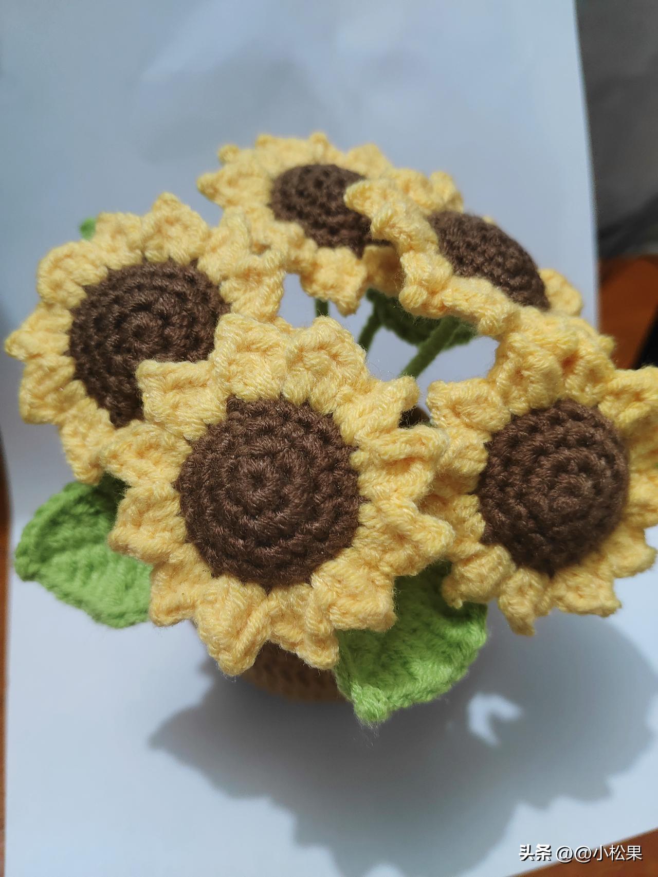 清早起床，脑子还没清醒，一句“又是牛马的一天”先冒了出来。这不是摆烂，是当代打工