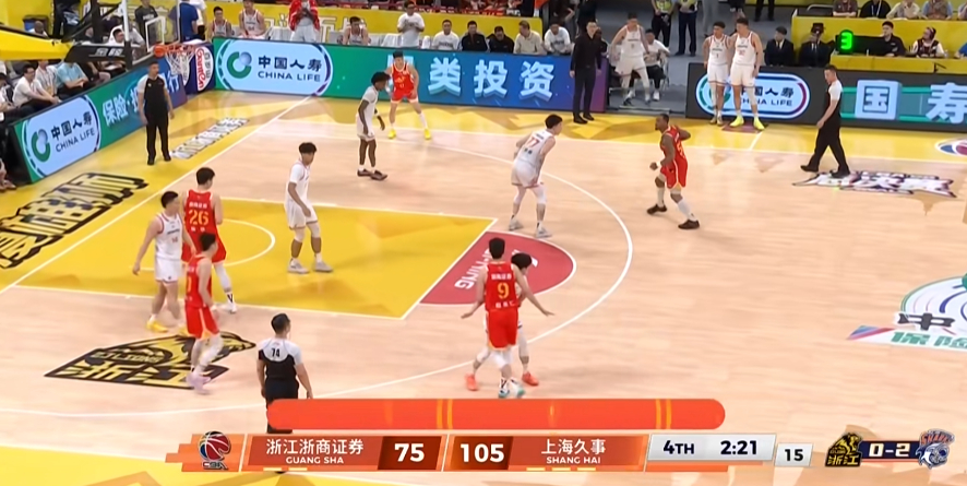 输球其实没关系，但是这样输很伤球迷的。广厦这几年好不容易积累起来的人气，好不容易